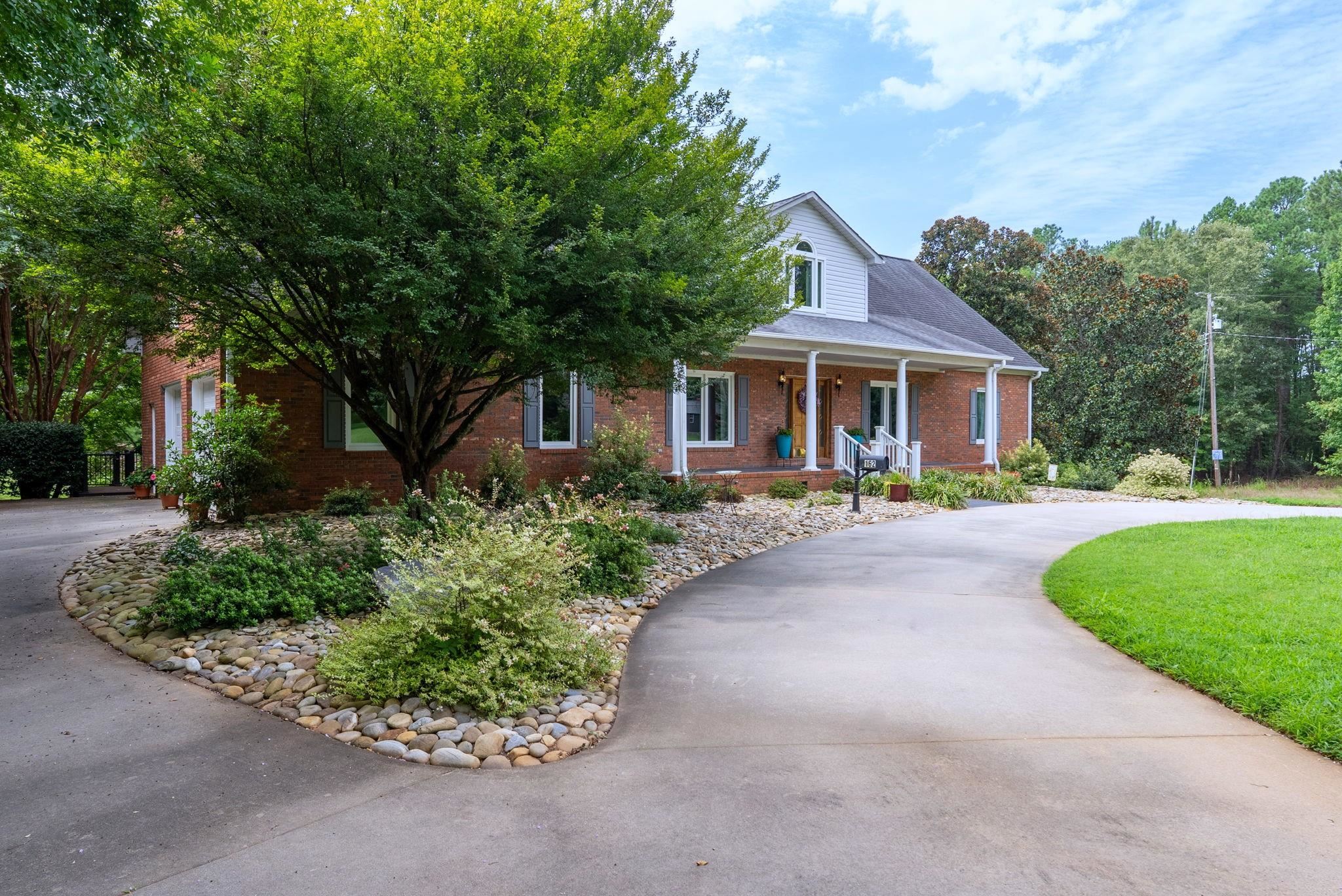 162 Sloans Grove Road Spartanburg, SC 29307 - Photo 3 of 50 Gallery Image 3