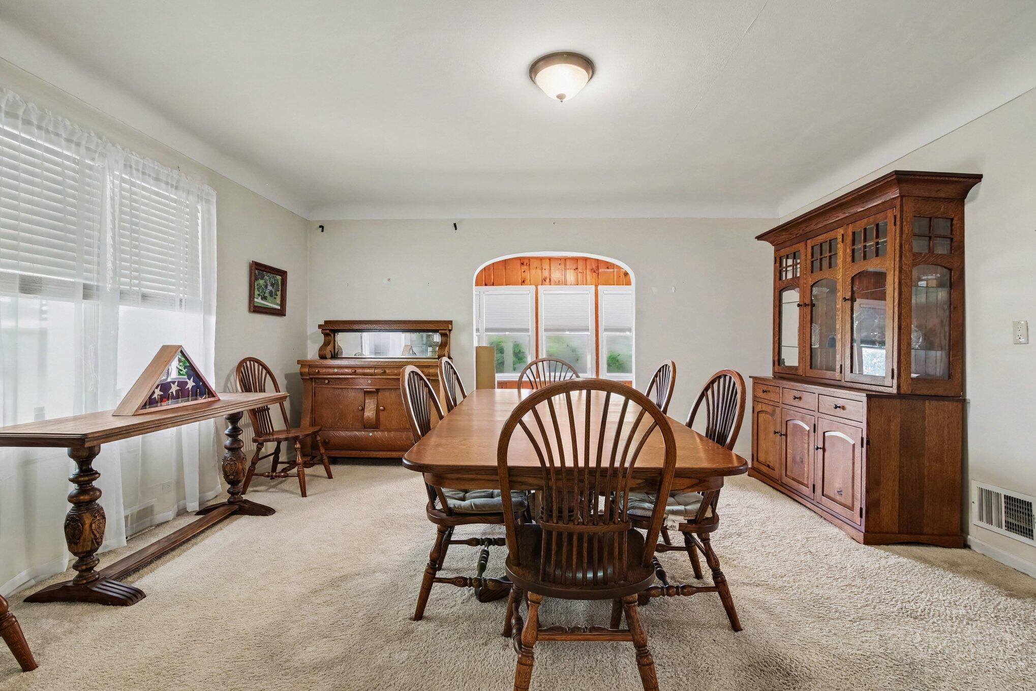 3015 Dennison Road Dundee, MI 48131 - Photo 8 of 43 010_file_4281
