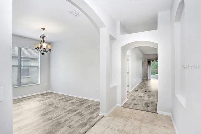 $2,800 | 15451 Martinmeadow Drive, Lithia, FL 33547