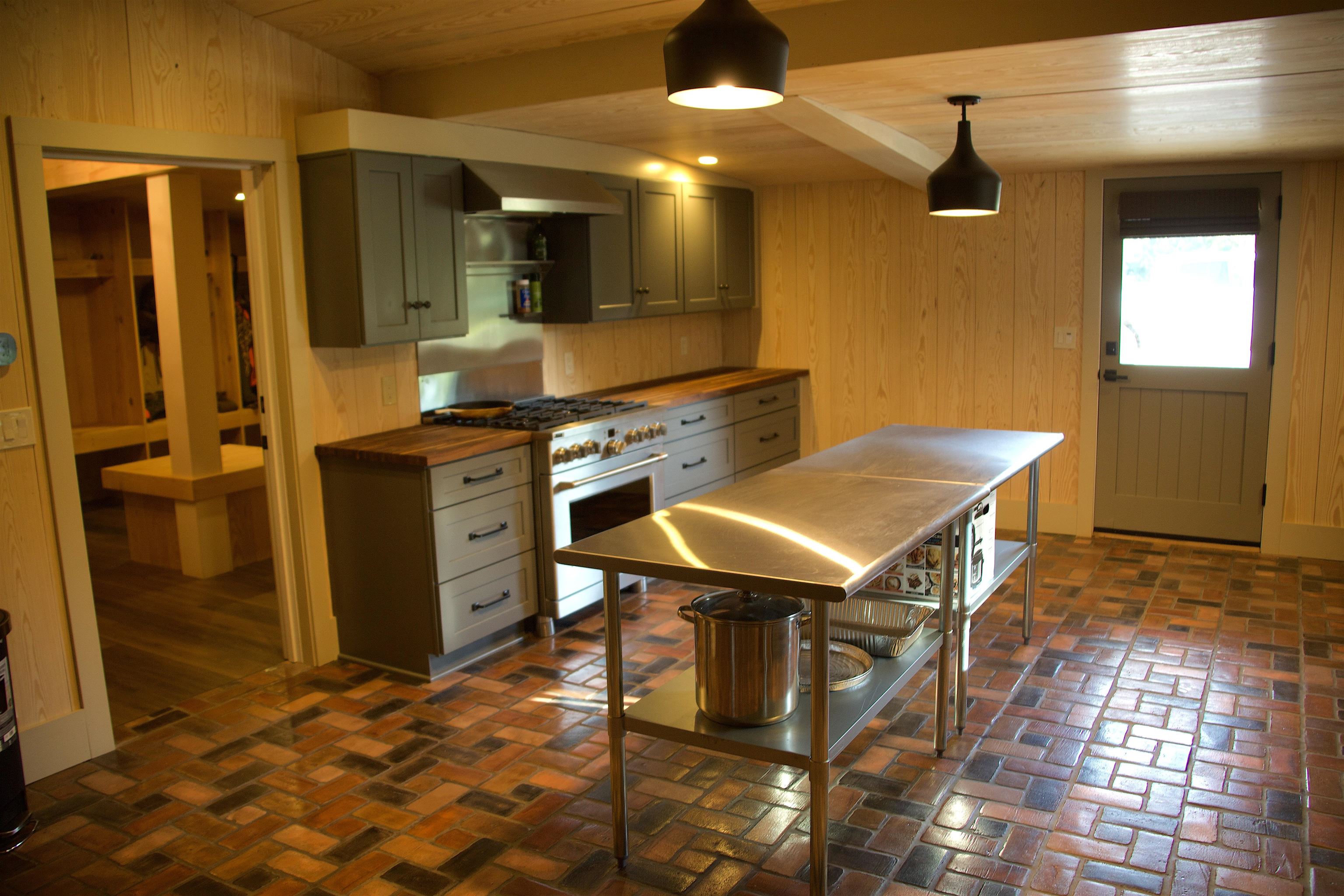 901 Duck Pond Road Holly Springs, MS 38635 - Photo 10 of 31 a view of a dining room with furniture