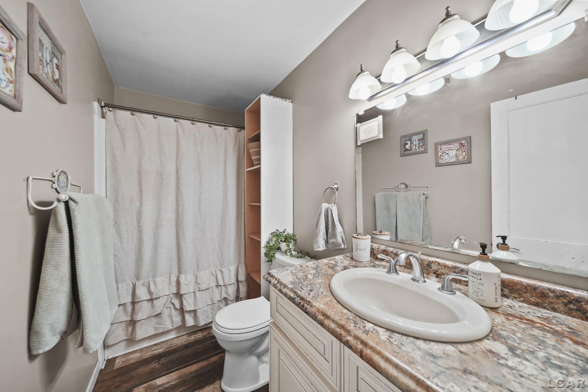 1028 Loren Road Adrian, MI 49221 - Photo 24 of 39 50177810-e4bf8d4b-3a83-42d6-ab2c-216d931a98ec.JPG