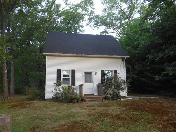 1009 Piper Road West Springfield, MA 01089 - Photo 1 of 1