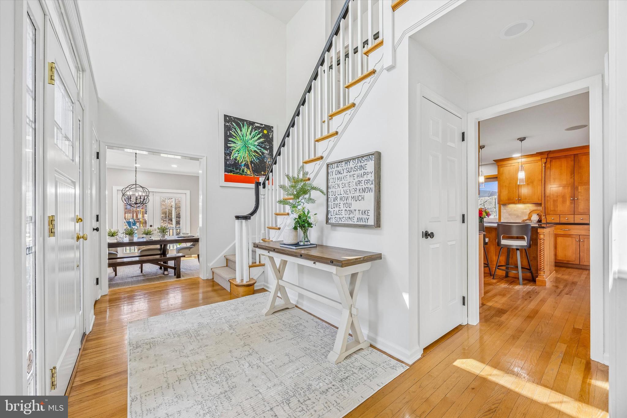 872 Roscommon Road Bryn Mawr, PA 19010 - Photo 3 of 49 a living room with furniture