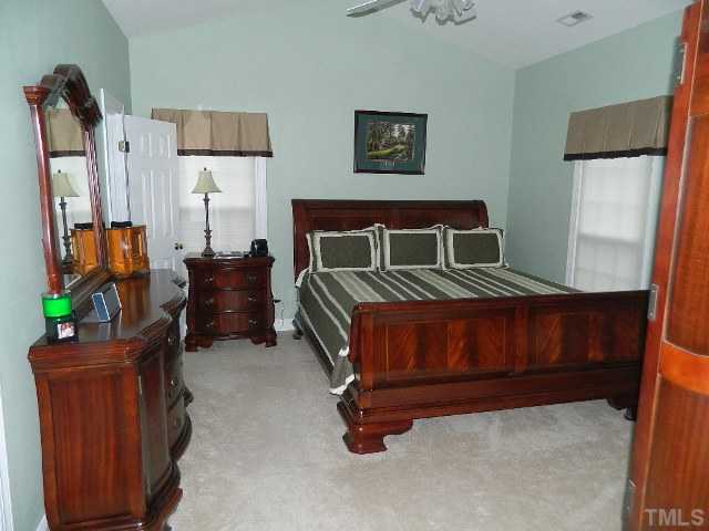 5204 Covington Bend Drive Raleigh, NC 27613 - Photo 11 of 25 Gallery Image 11