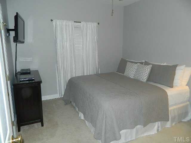 5204 Covington Bend Drive Raleigh, NC 27613 - Photo 12 of 25 Gallery Image 12