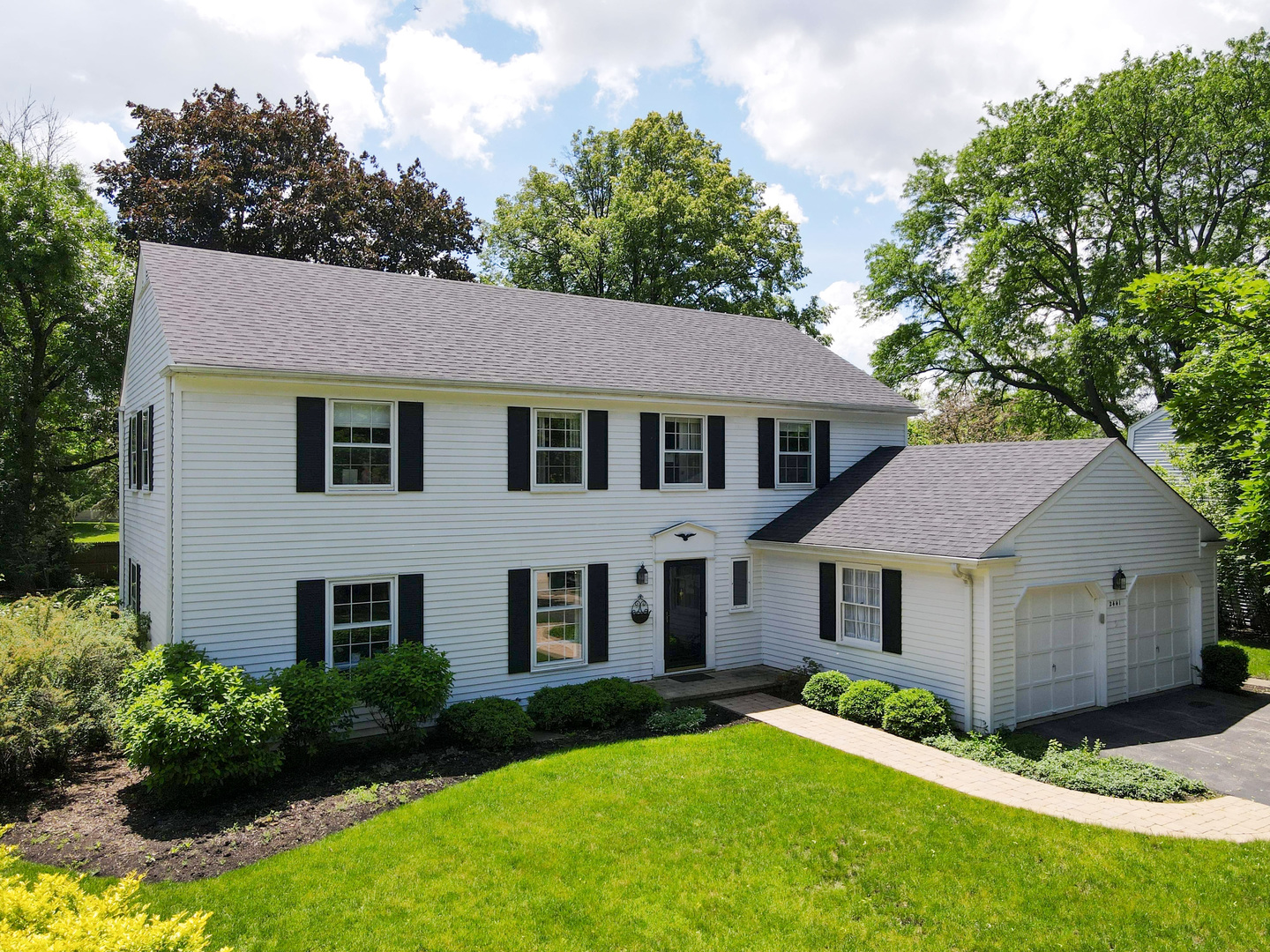 2441 Shannon Road, Northbrook, IL 60062 Compass