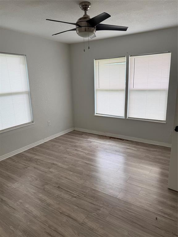 913 Hubert Street Waco, TX 76704 - Photo 7 of 12