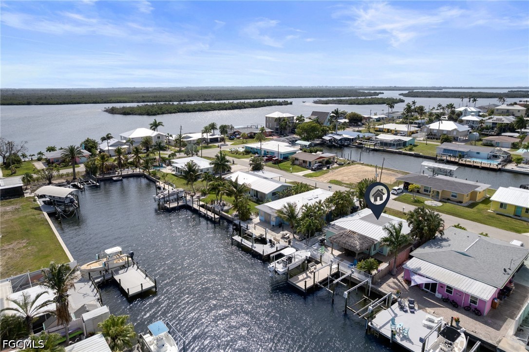 2639 Bridgeview Street Matlacha, FL 33993 - Photo 25 of 28 a picture of city view with sitting space