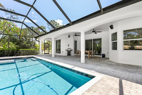 $3,075,000 | 14819 Broken Arrow Place, Palm Beach Gardens, FL 33418