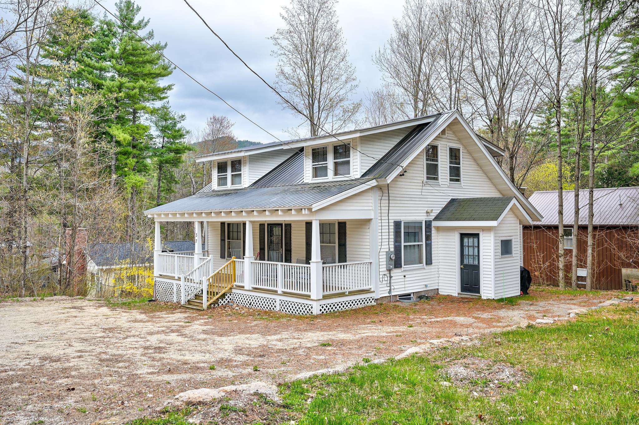 37 Cranmore Road North Conway, NH 03860 - Photo 2 of 39