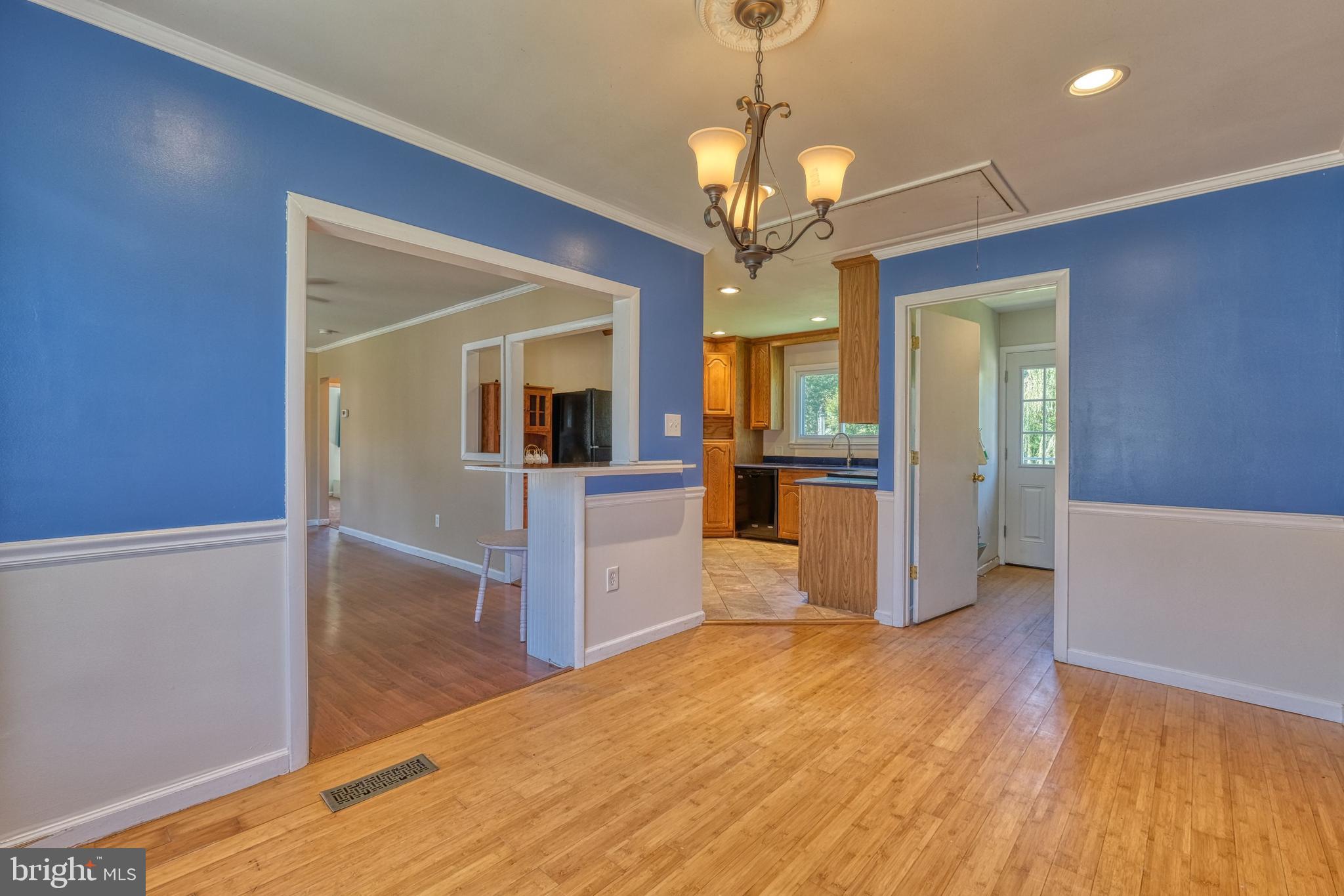 8384 Lockwood Road Pasadena, MD 21122 - Photo 9 of 21 Gallery Image 9