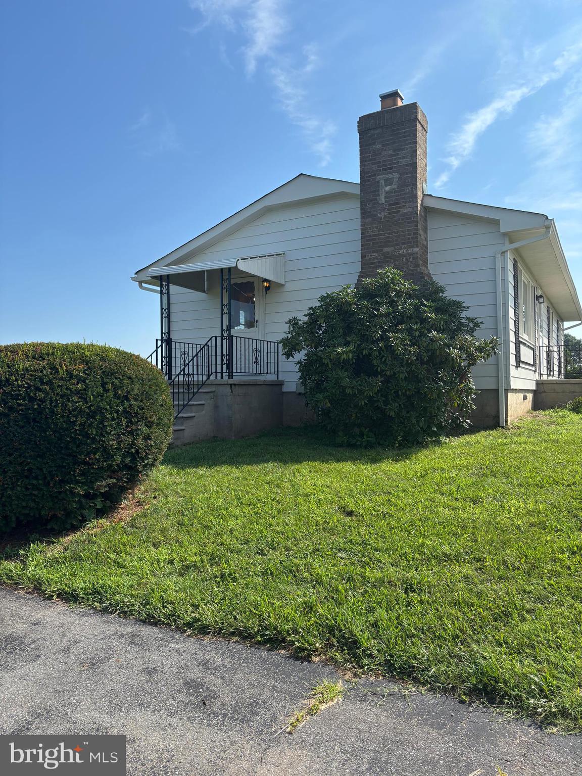 21001 Westerly Road Poolesville, MD 20837 - Photo 3 of 26 Gallery Image 3