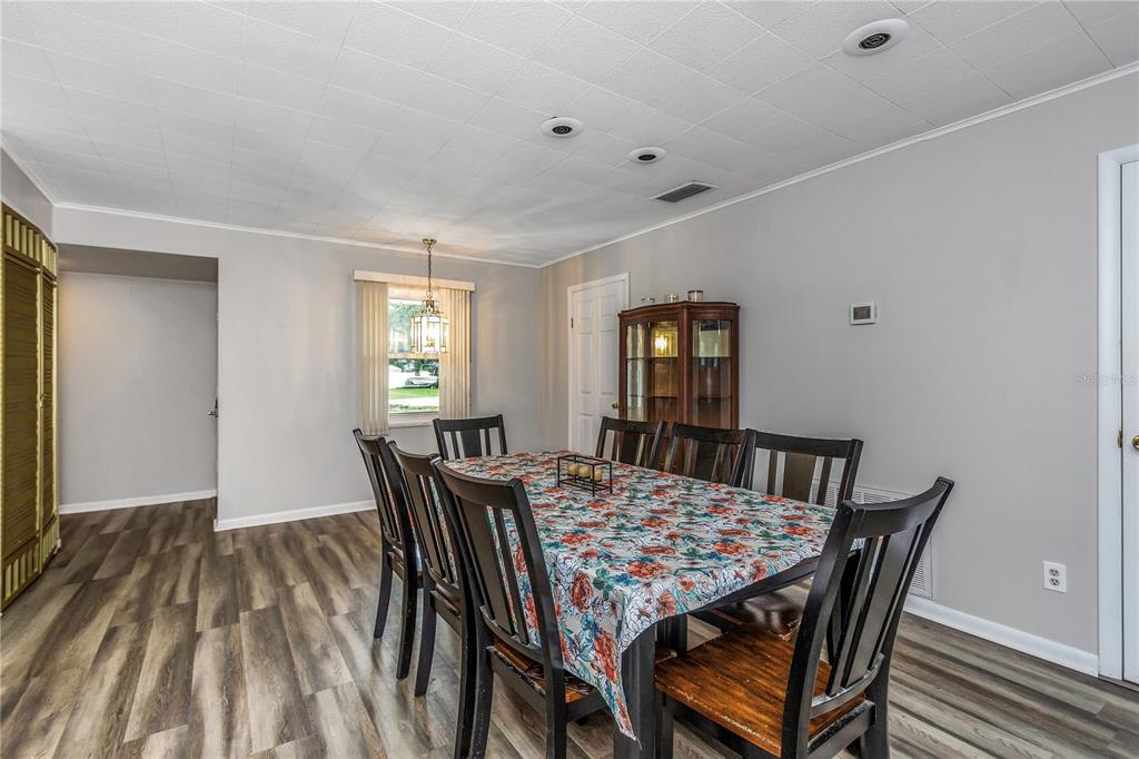 310 Terrace Drive Brandon, FL 33510 - Photo 12 of 80 a view of a dining room with furniture