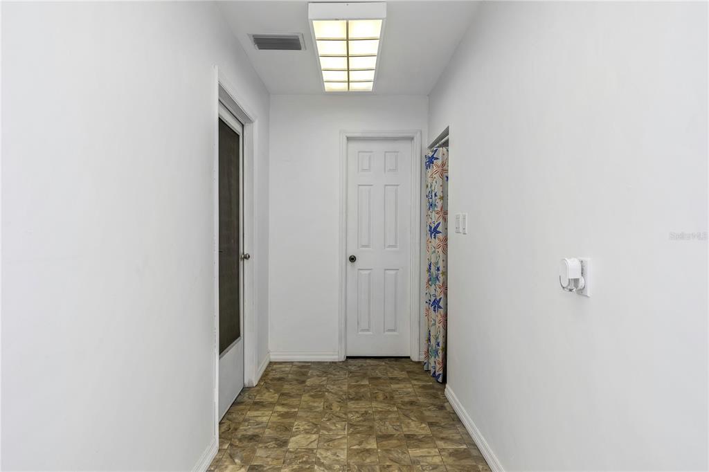 310 Terrace Drive Brandon, FL 33510 - Photo 40 of 80