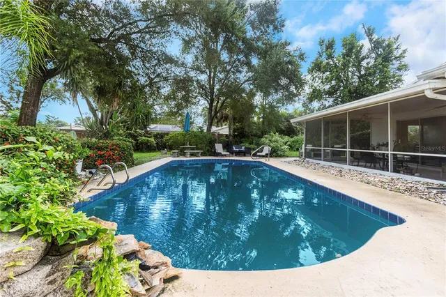 $436,999 | 310 Terrace Drive, Brandon, FL 33510