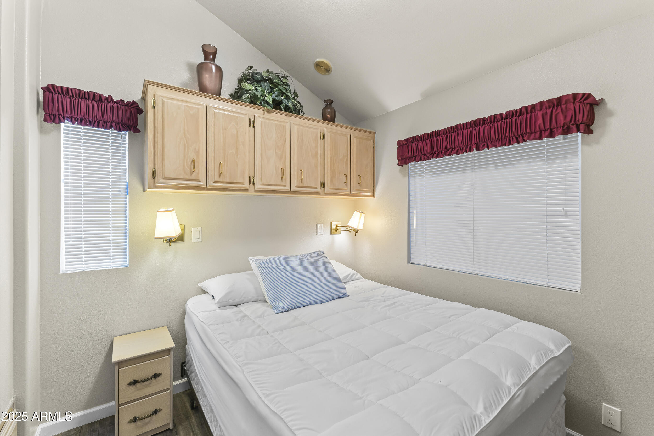 111 South Greenfield Road, Unit 238 Mesa, AZ 85206 - Photo 14 of 20 a bedroom with a bed and window