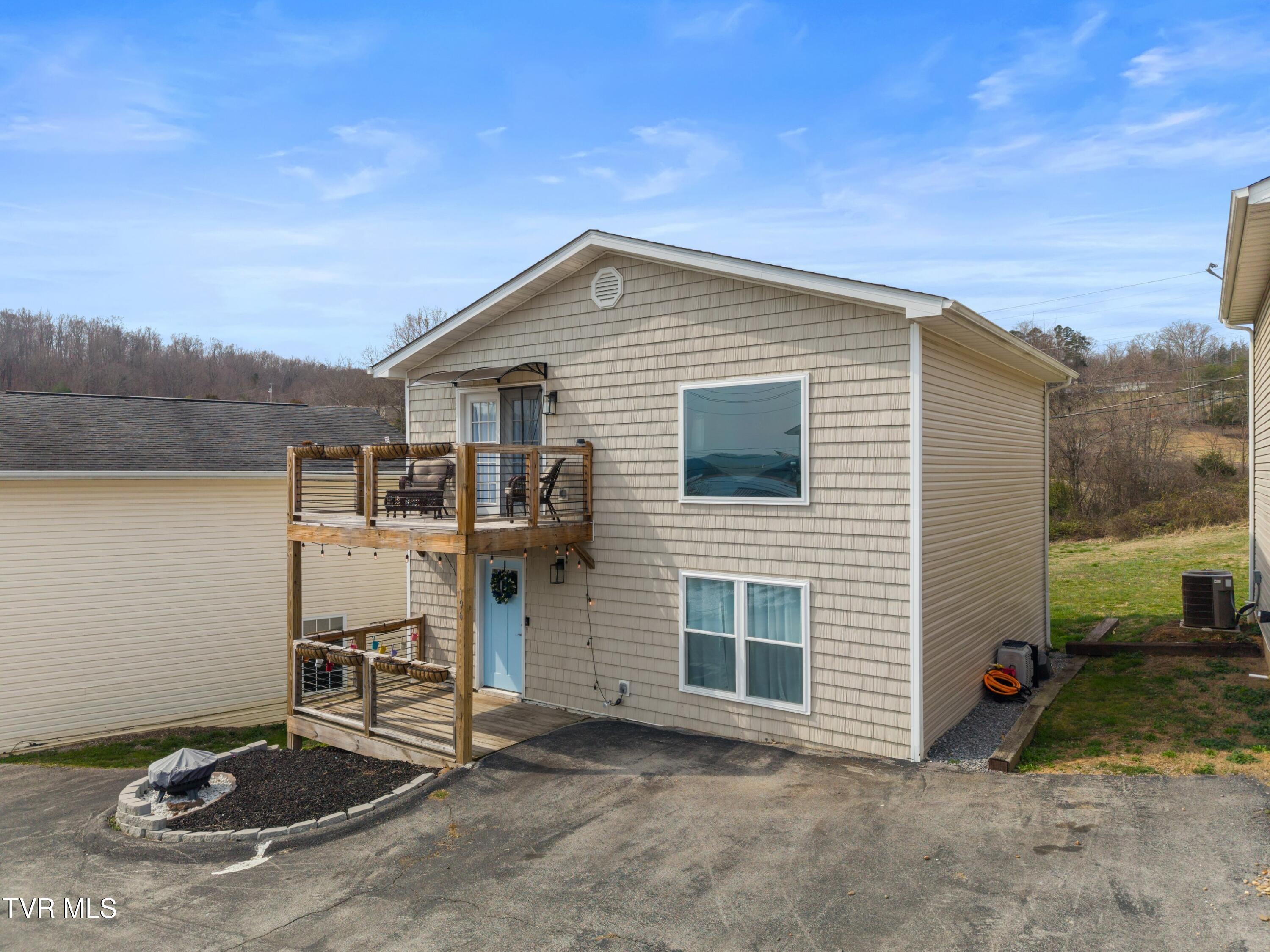 196 Roberts Ridge Rutledge, TN 37861 - Photo 4 of 39 027-196RobertsRidge-Rutledge-TN-37861-SM