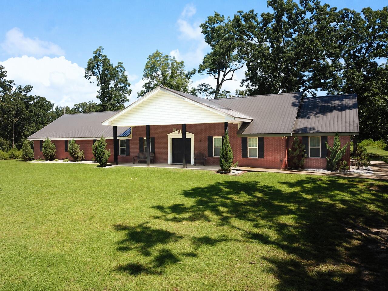 300 Tuscumbia Road Booneville, MS 38829 - Photo 2 of 36 Gallery Image 2