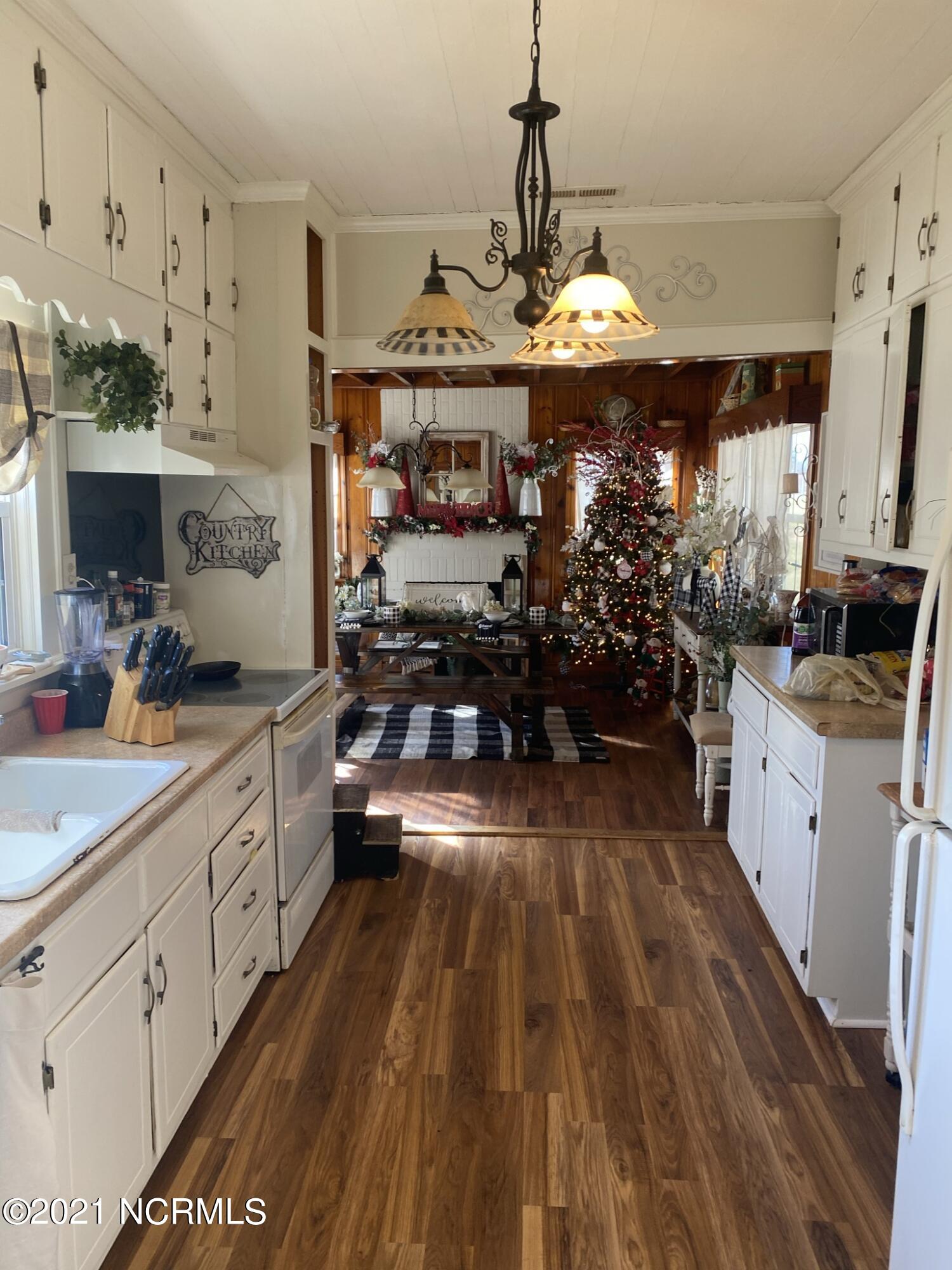 7865 Liles Road Bailey, NC 27807 - Photo 13 of 24 1348DF28-E253-415C-932B-2F7D45EAFFA0