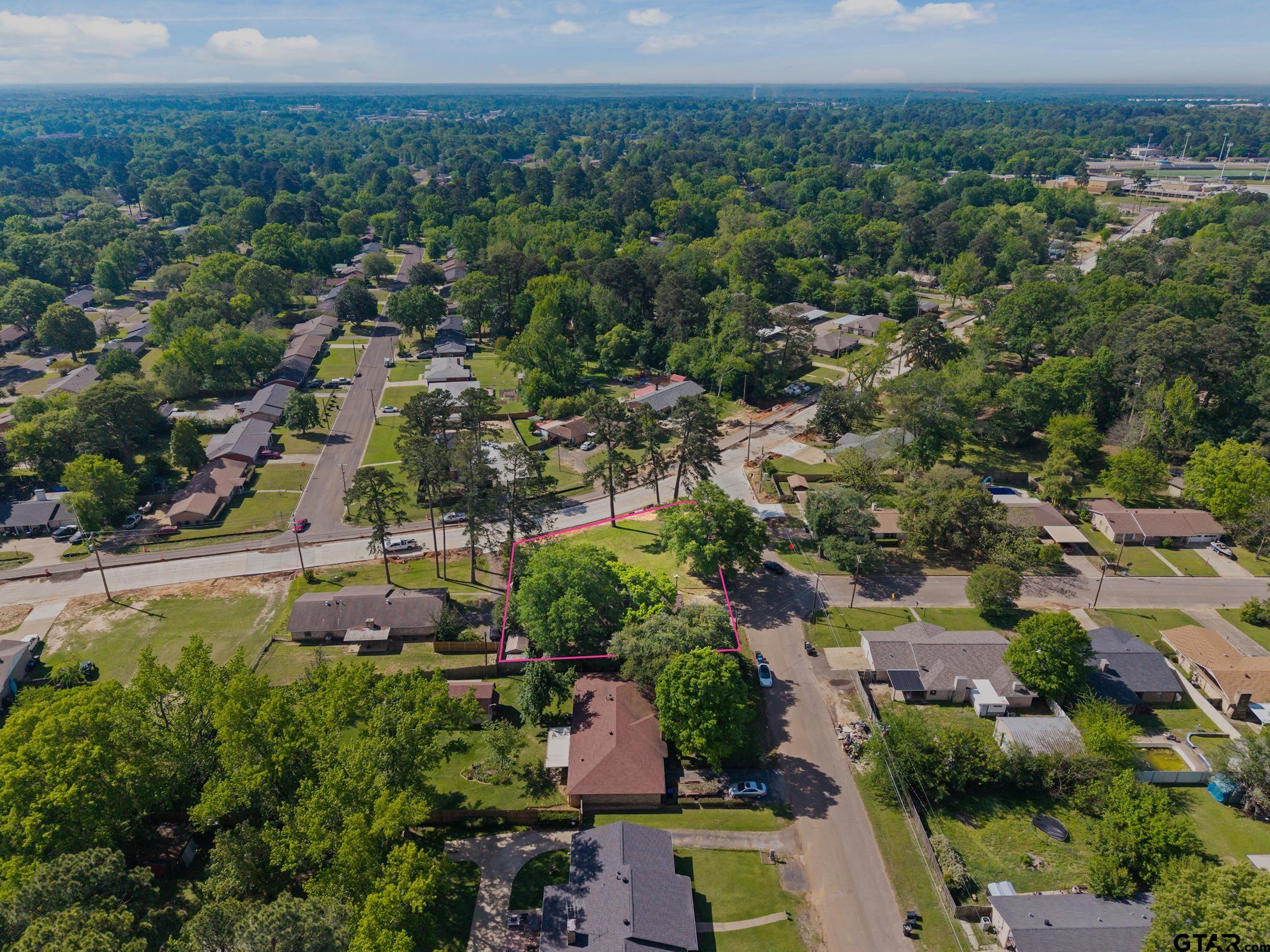 2090 Fort Drive Longview, TX 75604 - Photo 31 of 33