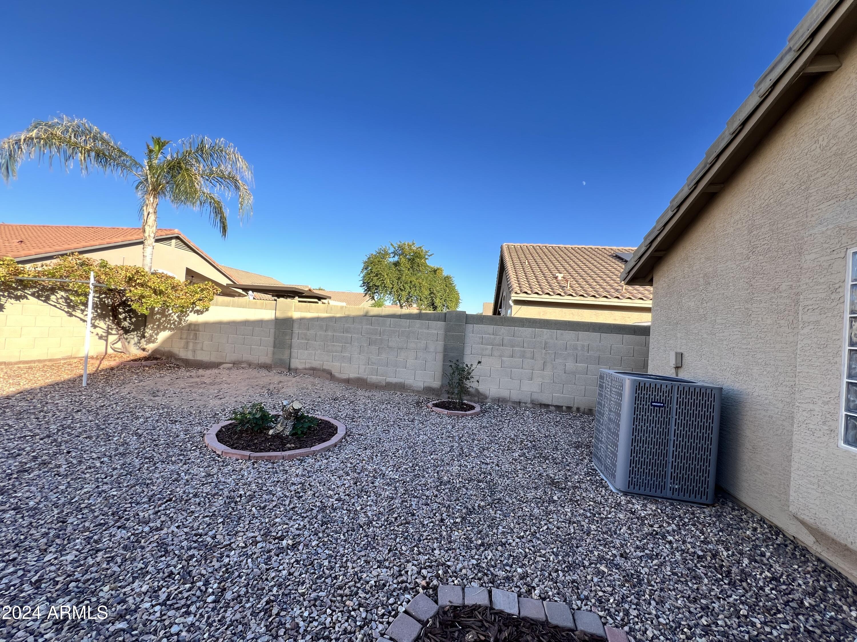 11210 East Pronghorn Avenue Mesa, AZ 85212 - Photo 24 of 26 IMG_0386 (1)