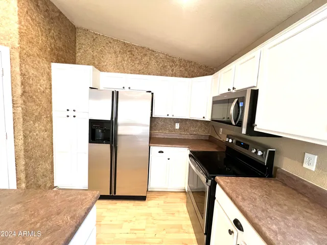 $2,250 | 11210 East Pronghorn Avenue, Mesa, AZ 85212