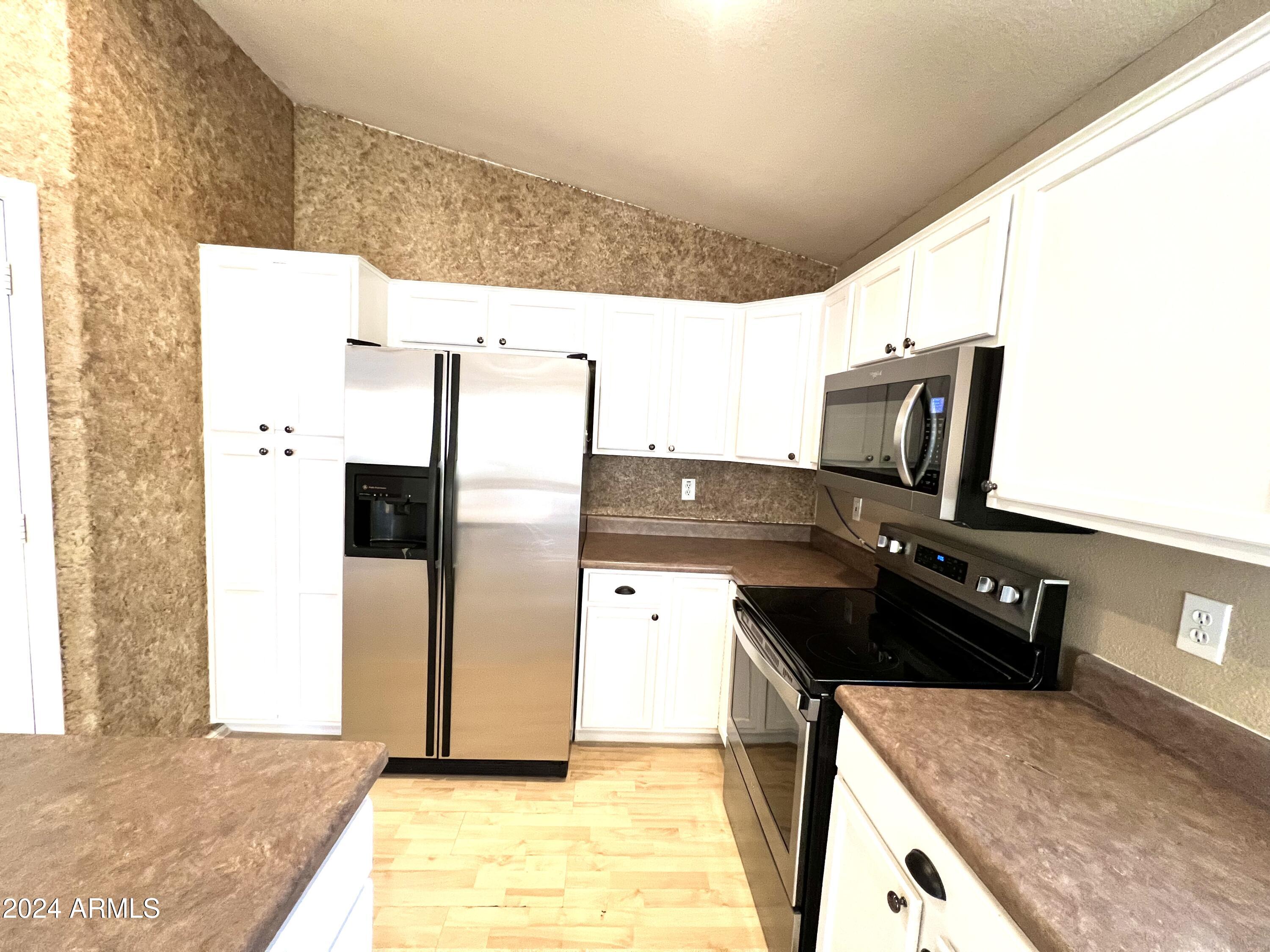 11210 East Pronghorn Avenue Mesa, AZ 85212 - Photo 6 of 26 IMG_0364