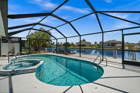 $789,000 | 3911 Southwest 25th Court, Cape Coral, FL 33914