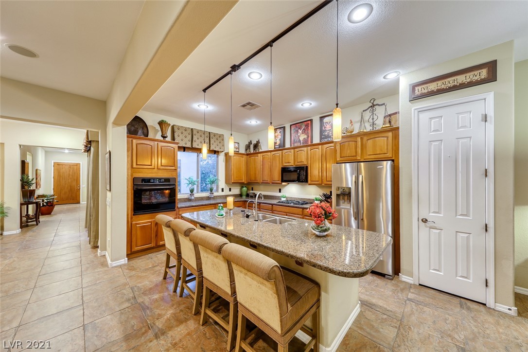9 Holston Hills Road Henderson, NV 89052 - Photo 12 of 50