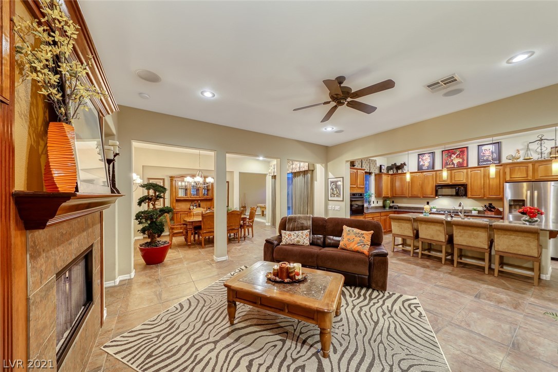 9 Holston Hills Road Henderson, NV 89052 - Photo 8 of 50