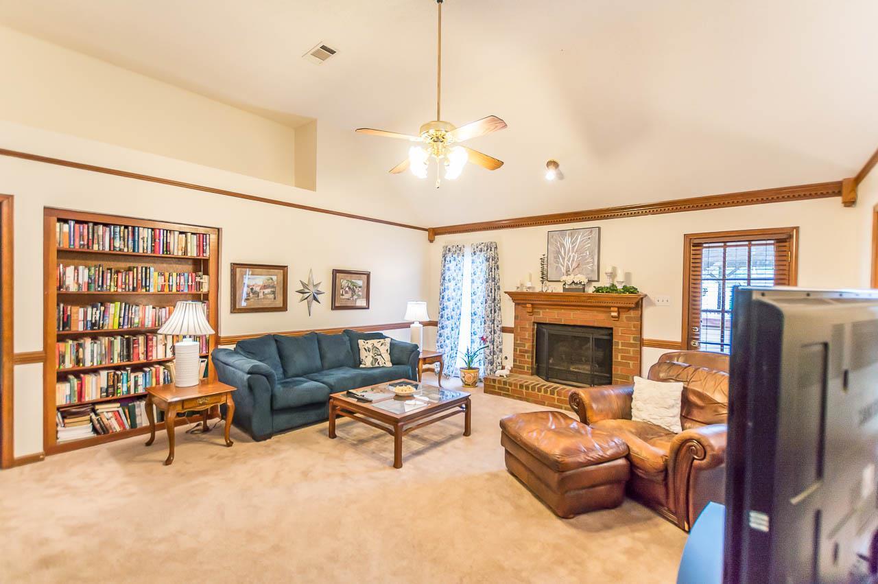 6535 Birch Mill Road Bartlett, TN 38135 - Photo 4 of 23 Gallery Image 4