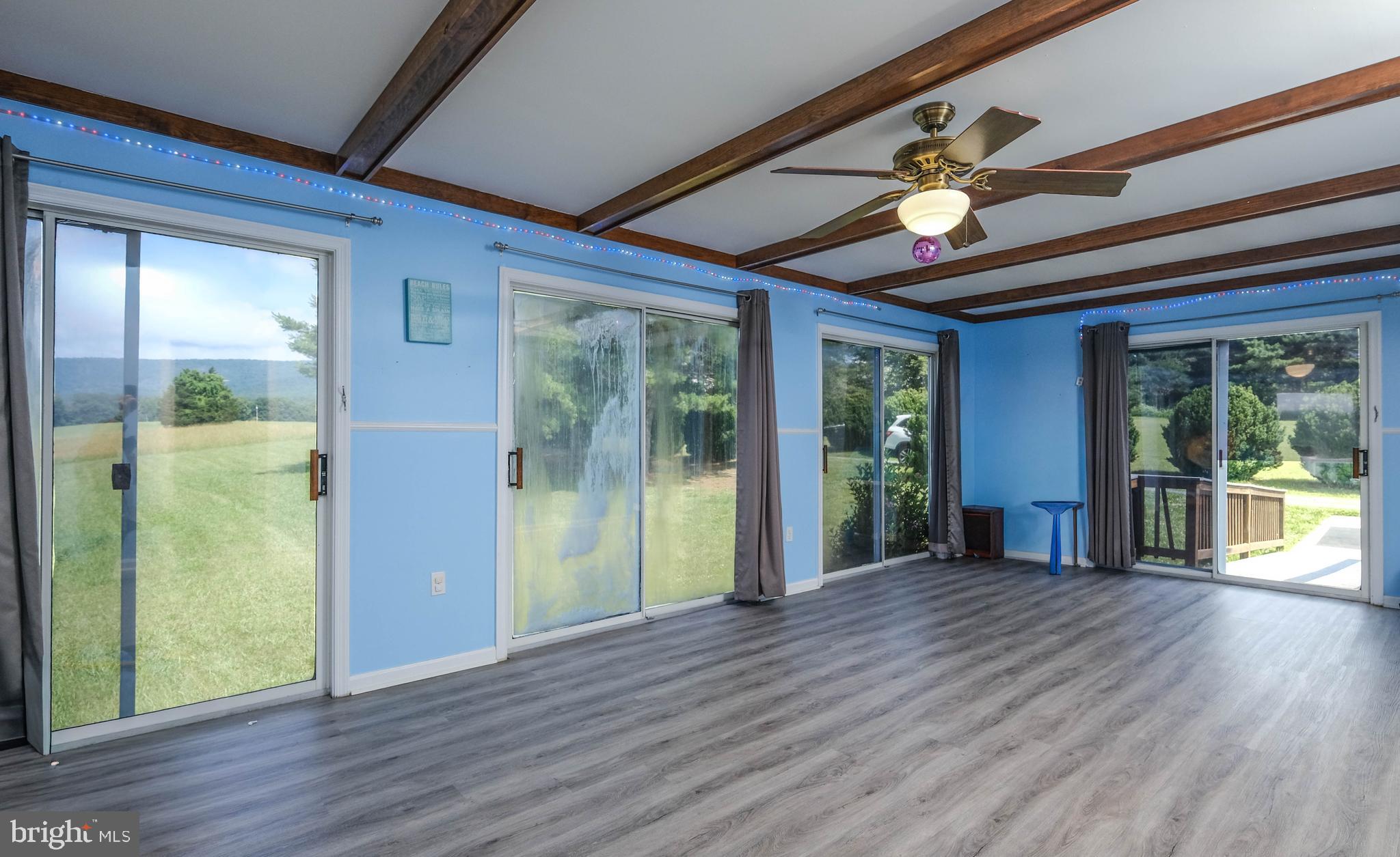 217 Silver Bell Lane Luray, VA 22835 - Photo 25 of 103 Second living/ great room 26' x 14'