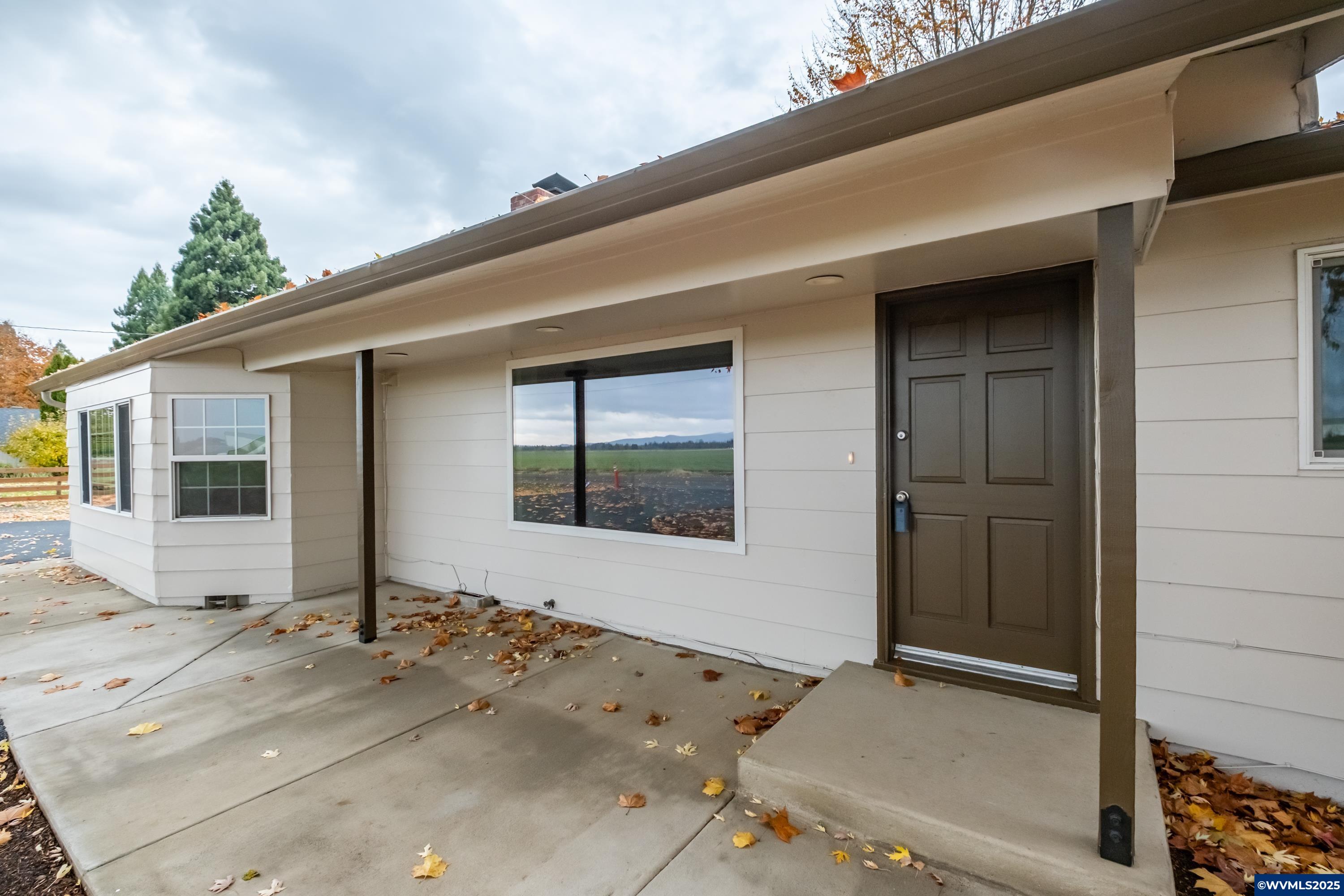 33745 McFarland Road Tangent, OR 97389 - Photo 5 of 33 Gallery Image 5