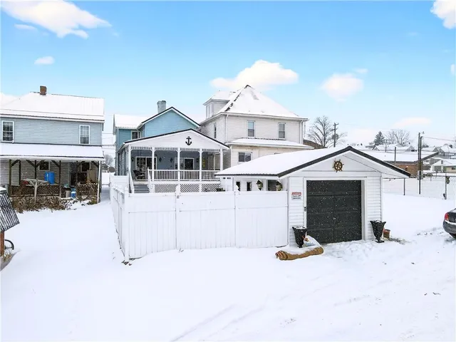 $149,900 | 601 South Broadway Street, Scottdale, PA 15683