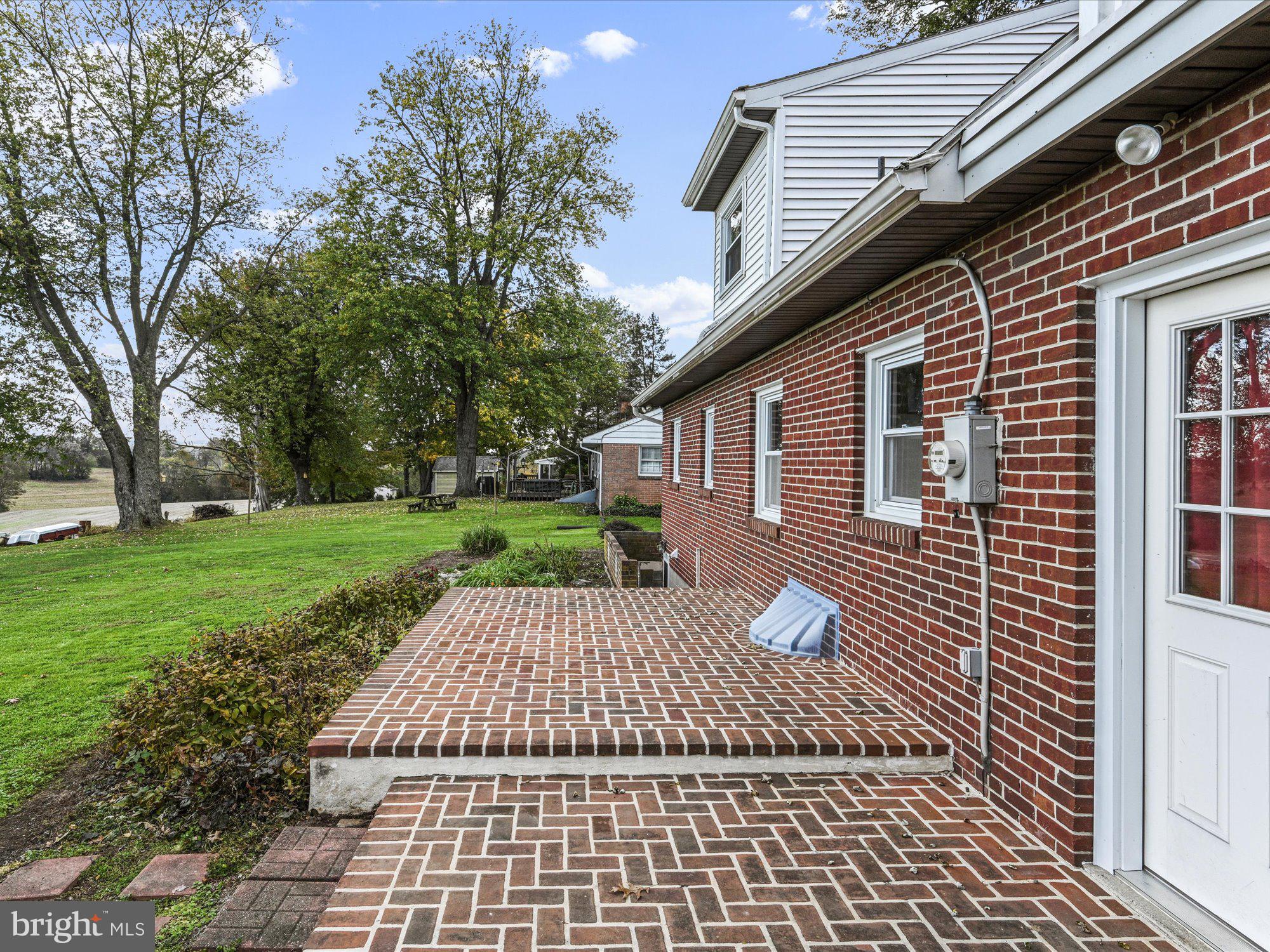 145 Bender Mill Road Lancaster, PA 17603 - Photo 28 of 29 Two Patios