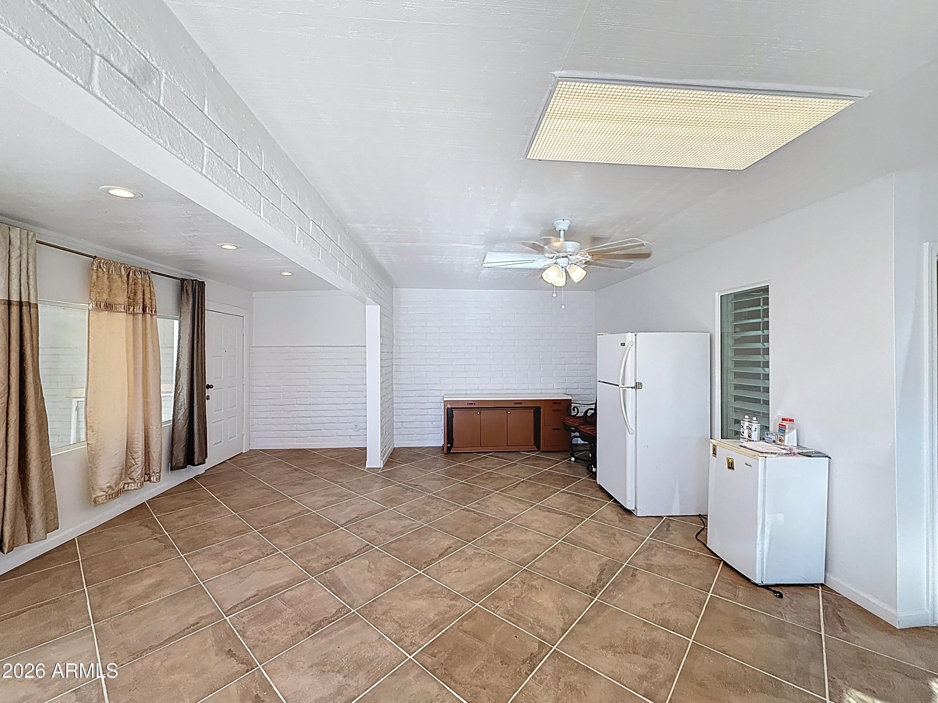 1226 West Purdue Avenue Phoenix, AZ 85021 - Photo 7 of 50 anton_00001