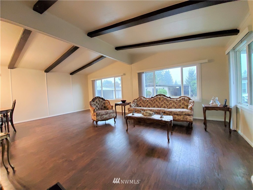 201 Union Avenue Southeast, Unit 239 Renton, WA 98059 - Photo 13 of 36