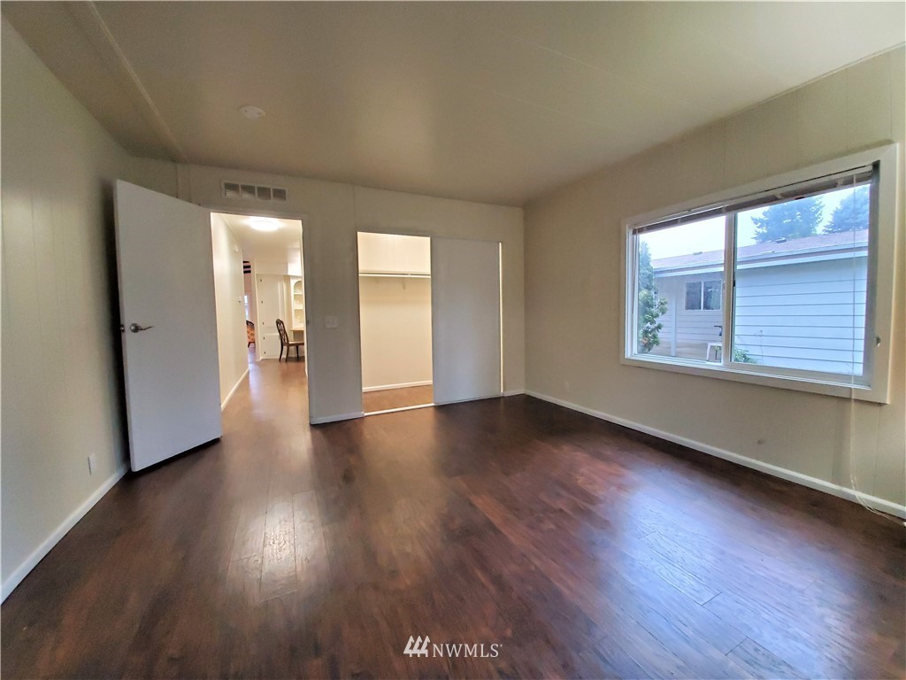 201 Union Avenue Southeast, Unit 239 Renton, WA 98059 - Photo 16 of 36