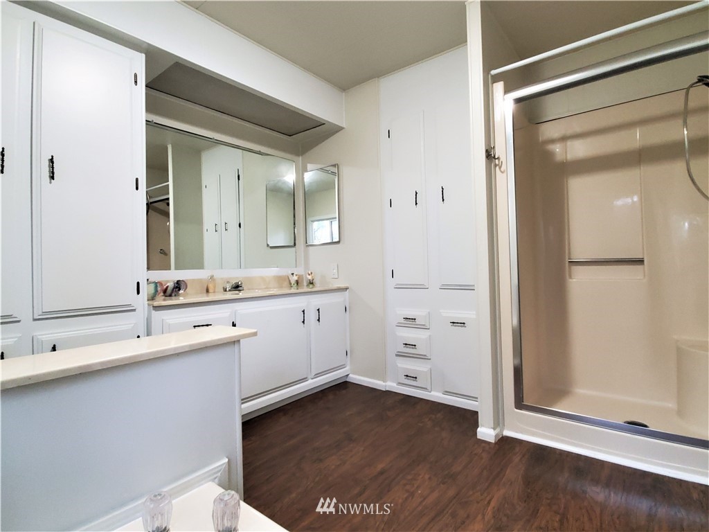 201 Union Avenue Southeast, Unit 239 Renton, WA 98059 - Photo 18 of 36