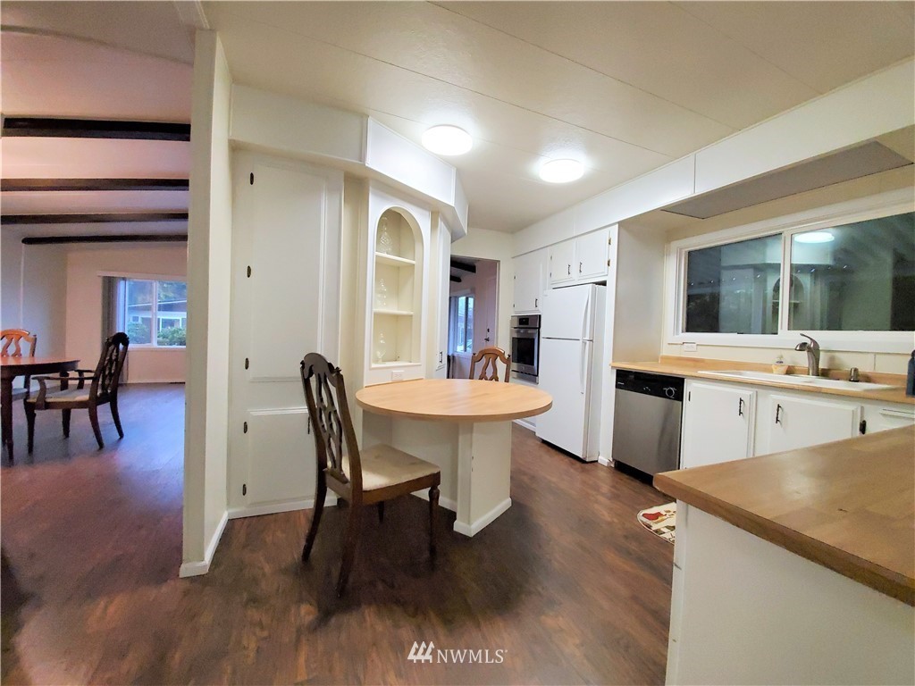 201 Union Avenue Southeast, Unit 239 Renton, WA 98059 - Photo 8 of 36