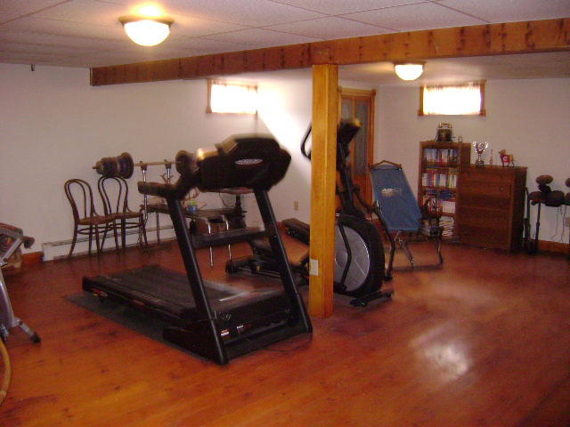 362 Hankerson Road Augusta, ME 04330 - Photo 18 of 26 Family Room