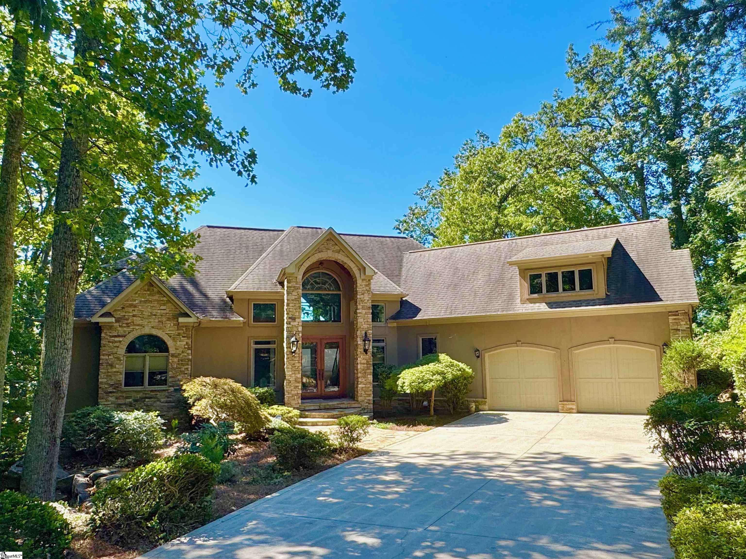 114 High Rock Ridge Drive Landrum, SC 29356 - Photo 1 of 34