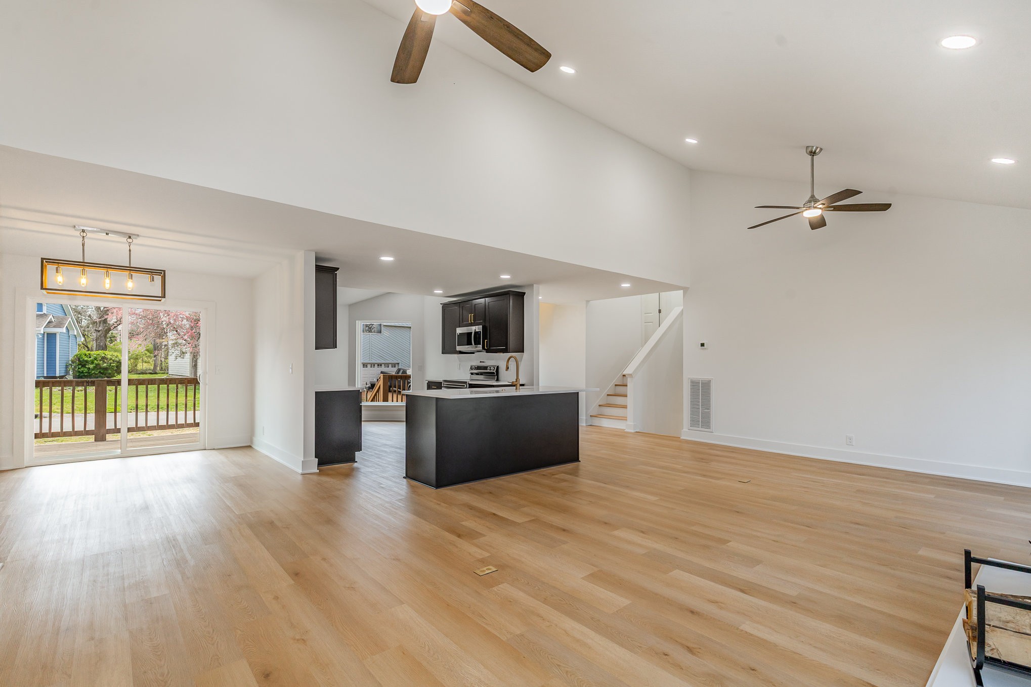 418 Belle Pointe Drive Nashville, TN 37221 - Photo 5 of 30