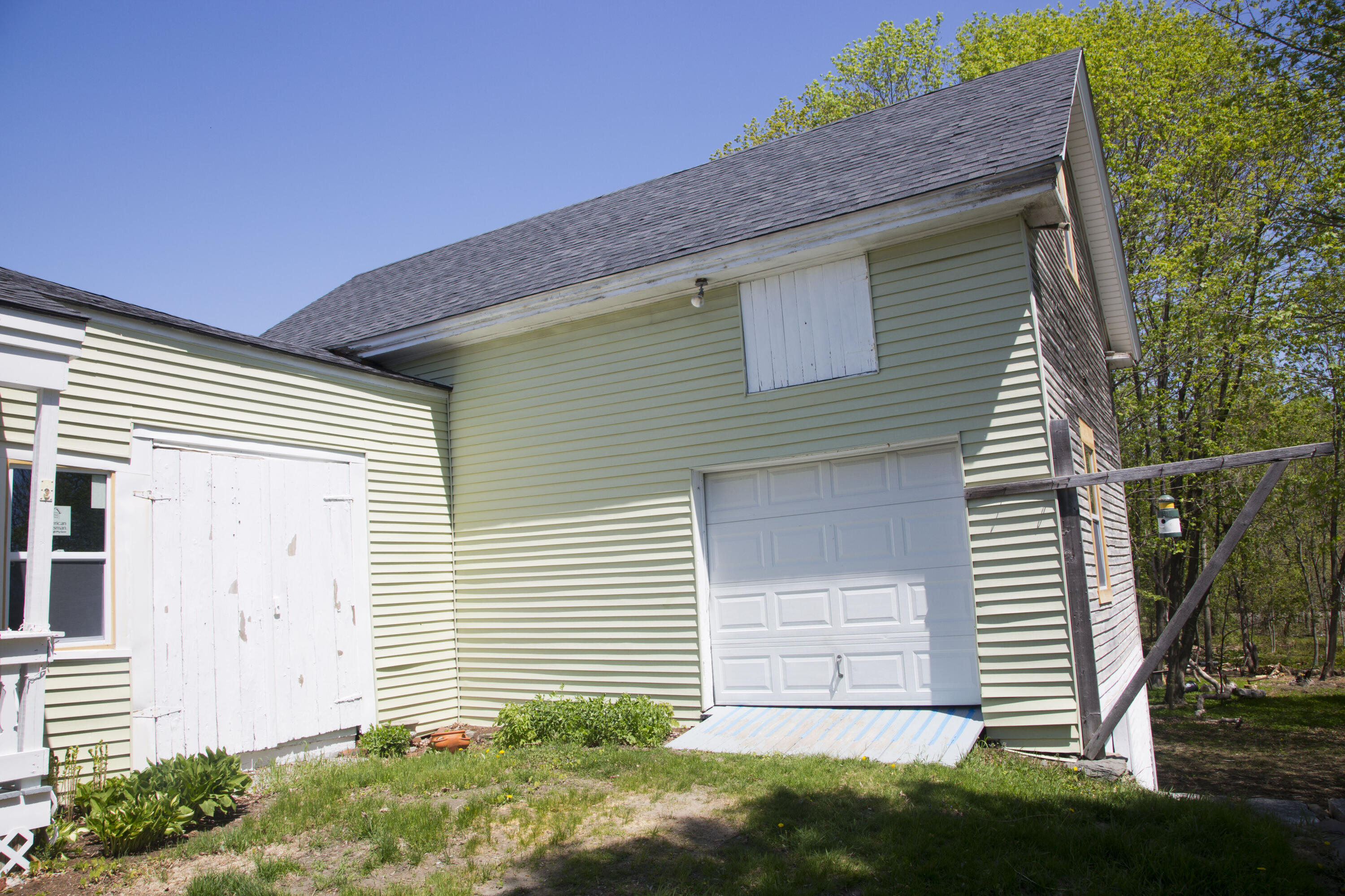 115 Main Road Milford, ME 04461 - Photo 3 of 37 Barn