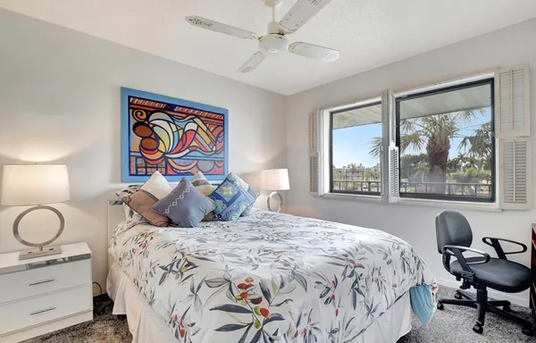 $1,945 | 4070 Tivoli Court, Unit 307, Lake Worth, FL 33467