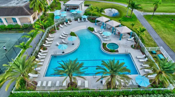 $1,945 | 4070 Tivoli Court, Unit 307, Lake Worth, FL 33467