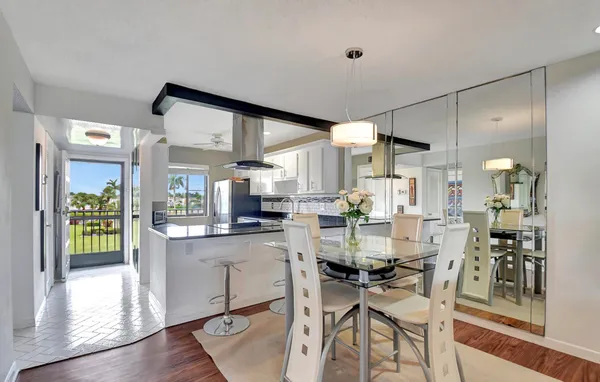 $1,945 | 4070 Tivoli Court, Unit 307, Lake Worth, FL 33467