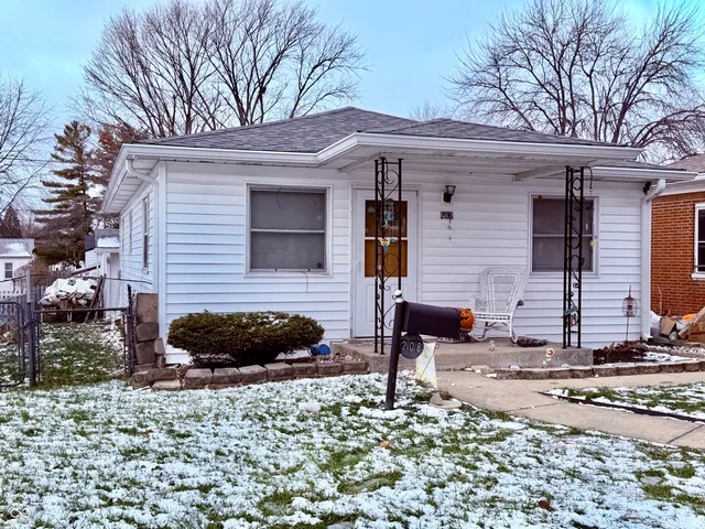 $175,000 | 208 North 5th Avenue, Beech Grove, IN 46107