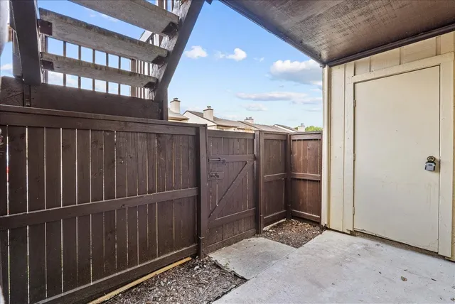 $120,000 | 1500 Bay Area, Unit 339, Houston, TX 77058