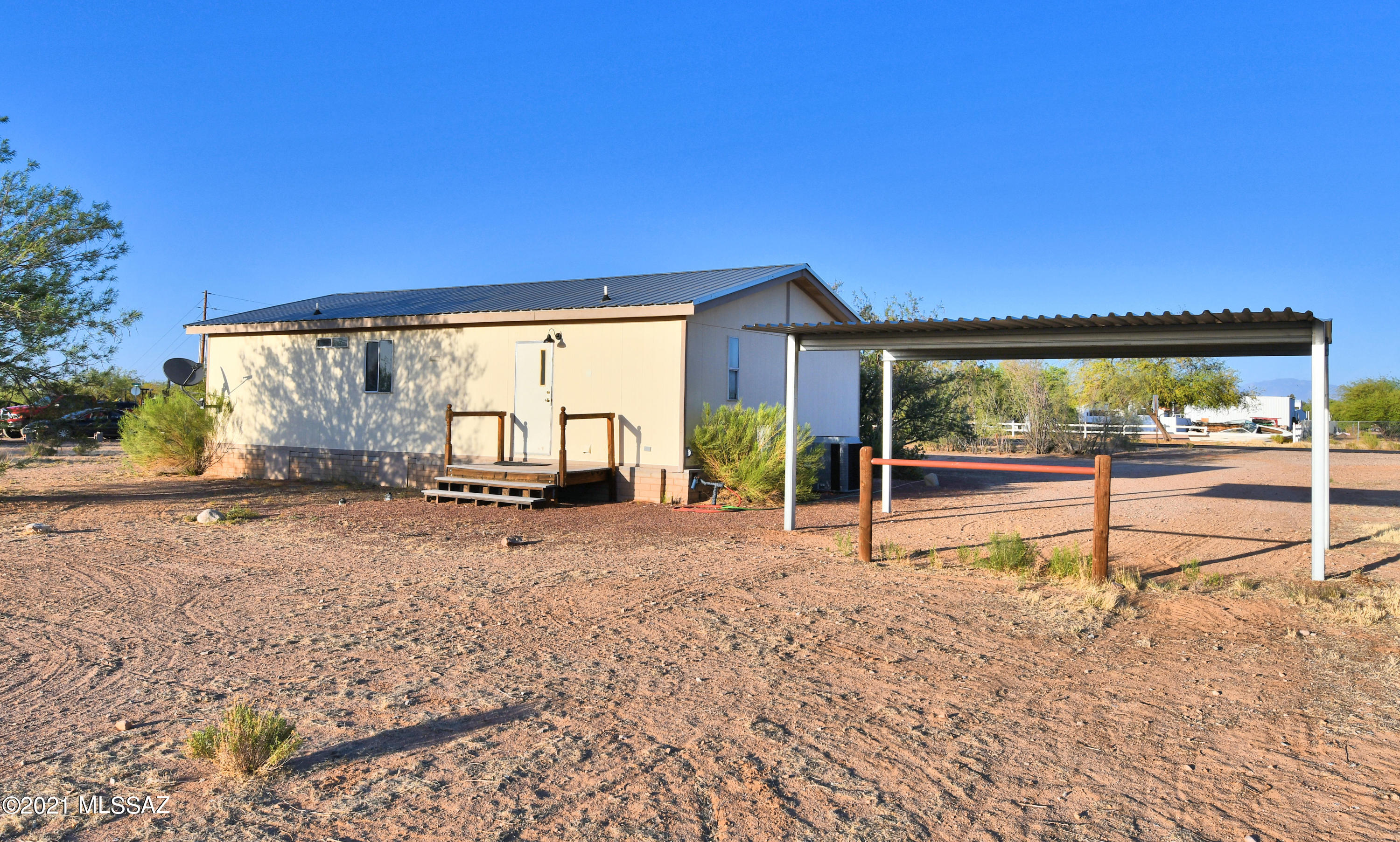 11545 North Derringer Road Marana, AZ 85653 - Photo 3 of 26